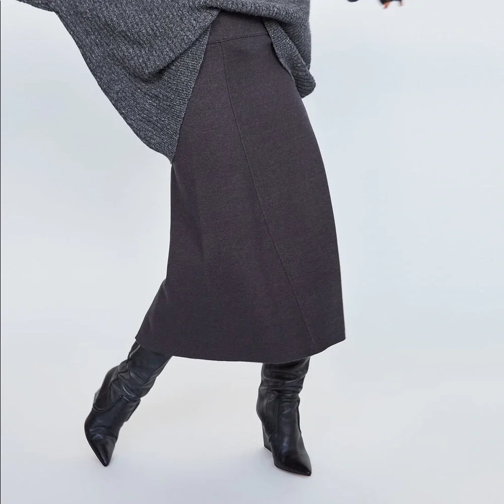 Gray Knit A-Line Zara Skirt - Picture 4 of 5